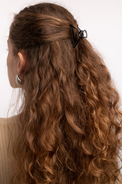 SMALL MIGHTY MOON HAIR CLAW CLIP SET IN BLACK