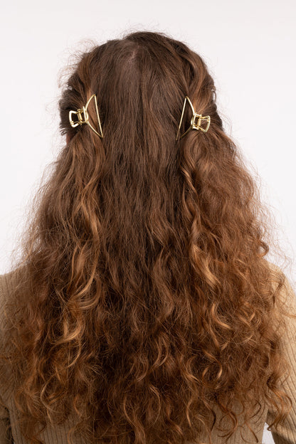 SMALL MIGHTY MOON HAIR CLAW CLIP SET IN MATTE BLACK
